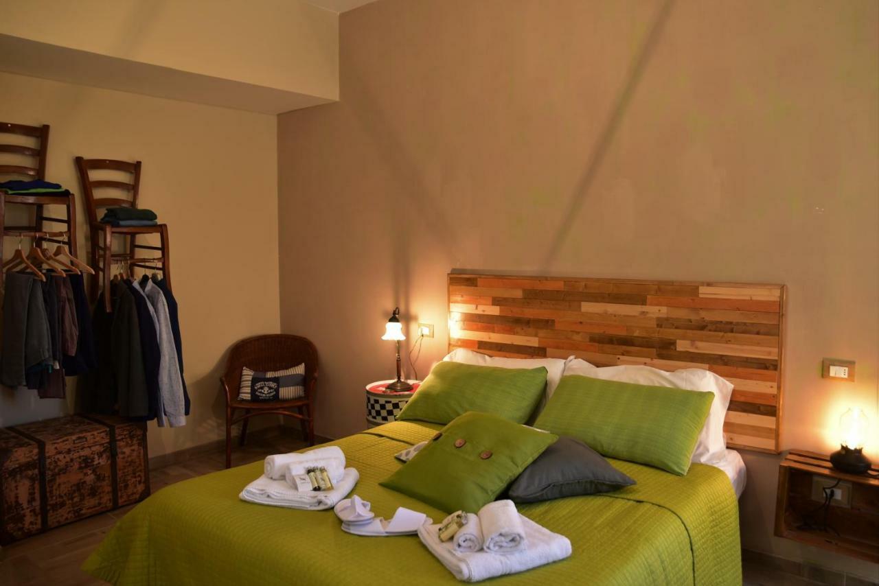 Casa Nina Bed & Breakfast Toirano Exterior foto